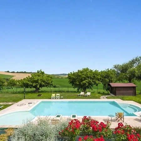 Holiday home I Gelsi 8 Marcheholiday *
